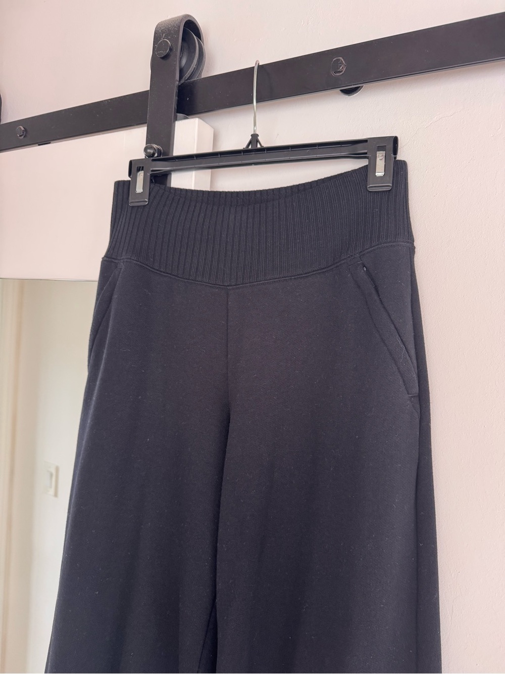 Alo Serenity Wide Leg Sweatpant - Picture 6 of 10